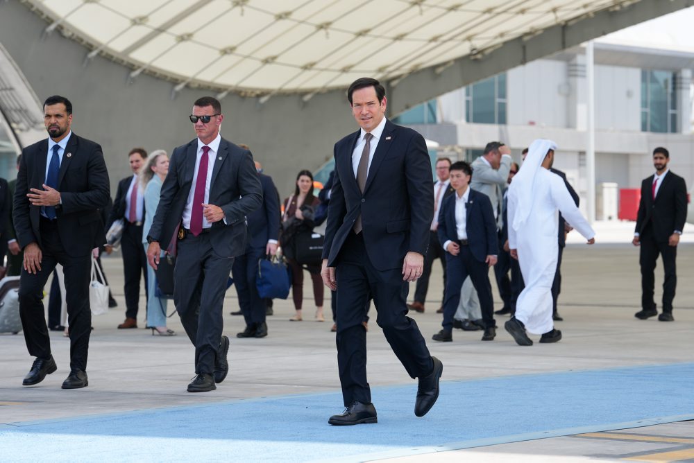 Americký minister zahraničných vecí Marco Rubio na ceste do Kuvajtu 