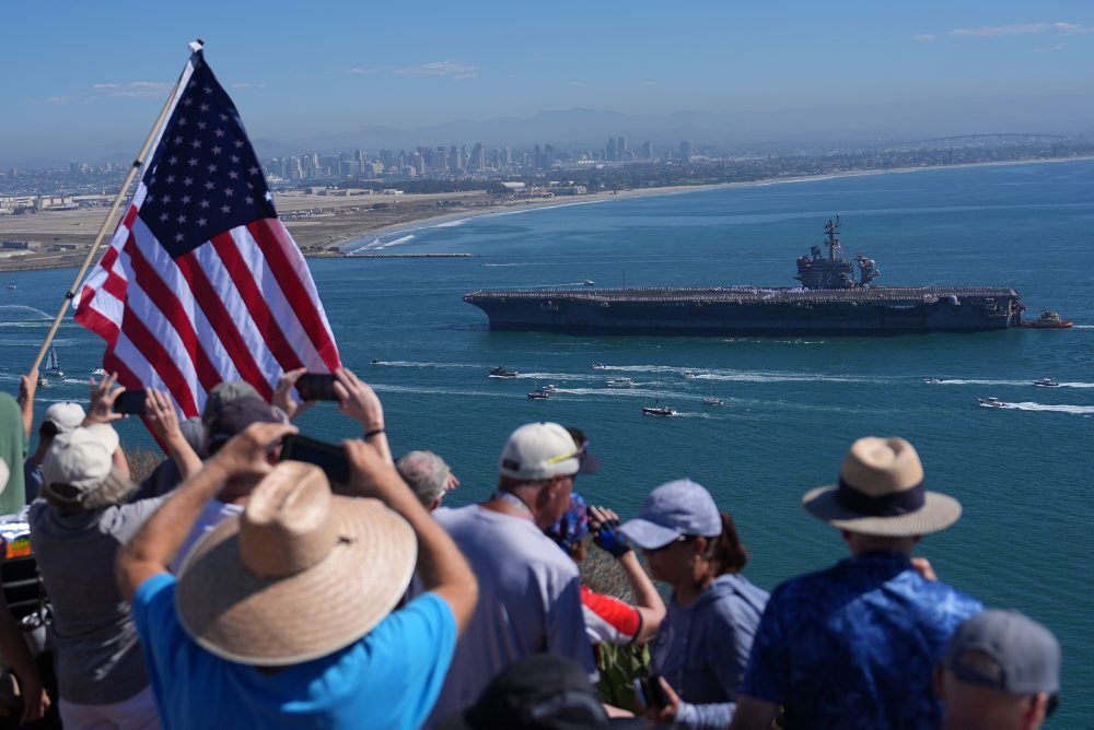 Lietadlová loď USS Abraham Lincoln sa vrátila späť do San Diega