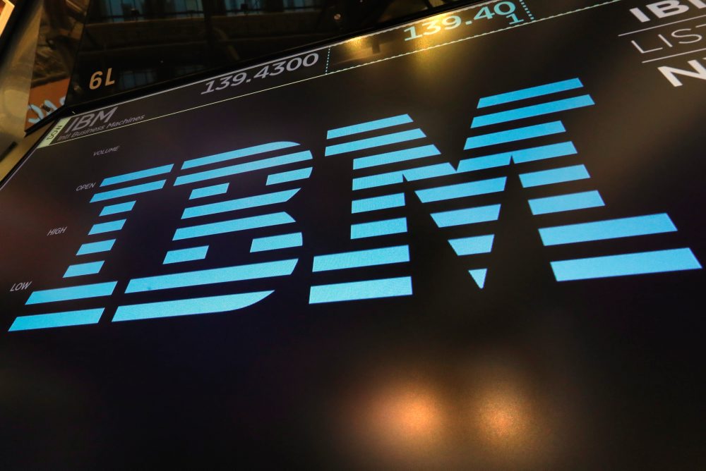 IT: Zisk IBM v druhom kvartáli sa podľa predbežných výsledkov oslabil