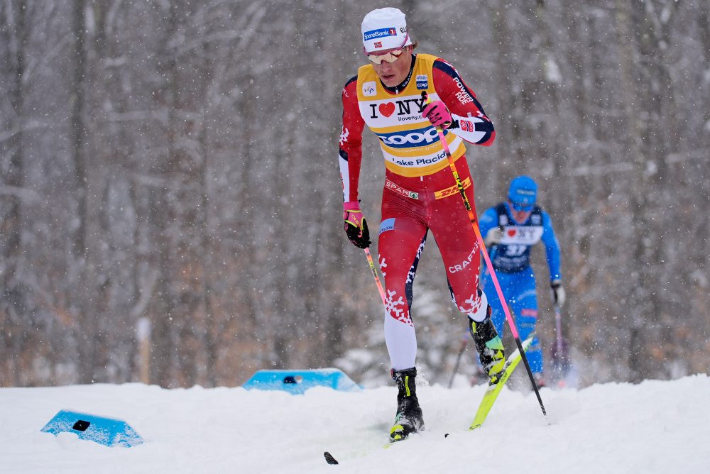 Nór Johannes Kläbo zvíťazil na 10 km klasicky v Lake Placid