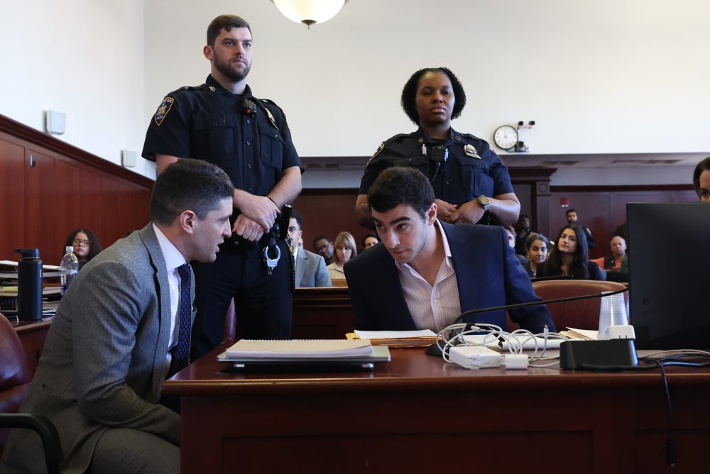 Súd s obžalovaným Mangionem z vraždy riaditeľa UnitedHealthcare