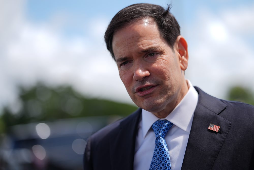 Rubio pred odletom na zasadnutie ministrov zahraničných vecí krajín NATO 