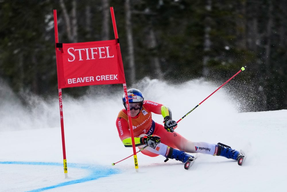 Po 1. kole obrovského slalomu v americkom Beaver Creeku na čele Švajčiar Marco Odermatt