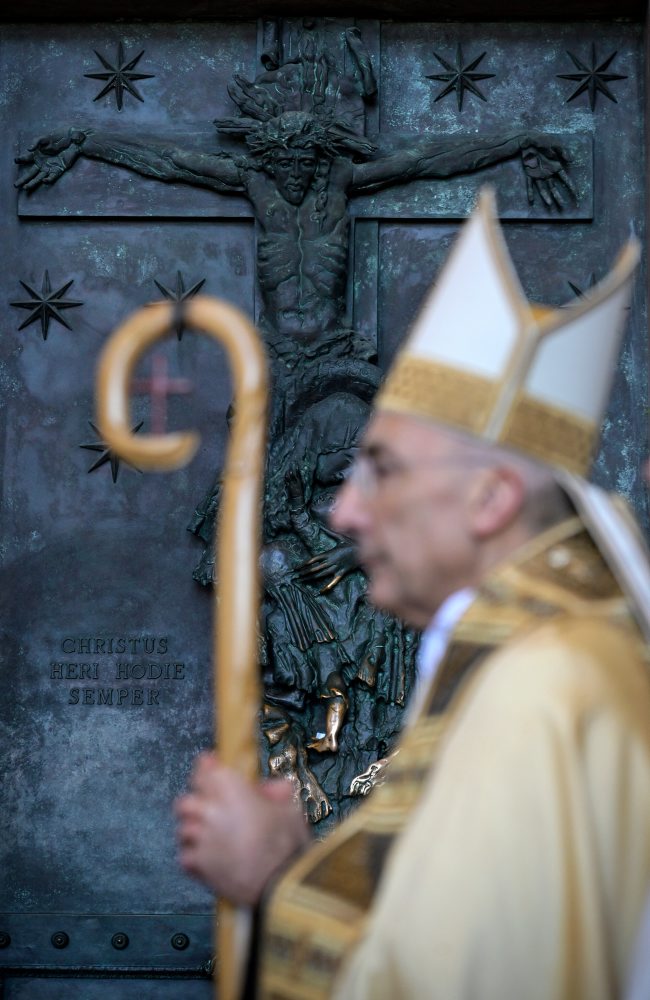 Zatvorenie Svätej brány Lateránskej baziliky v Ríme 