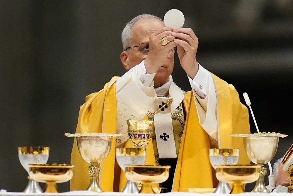 Lev XIV. odslúžil prvú polnočnú omšu svojho pontifikátu