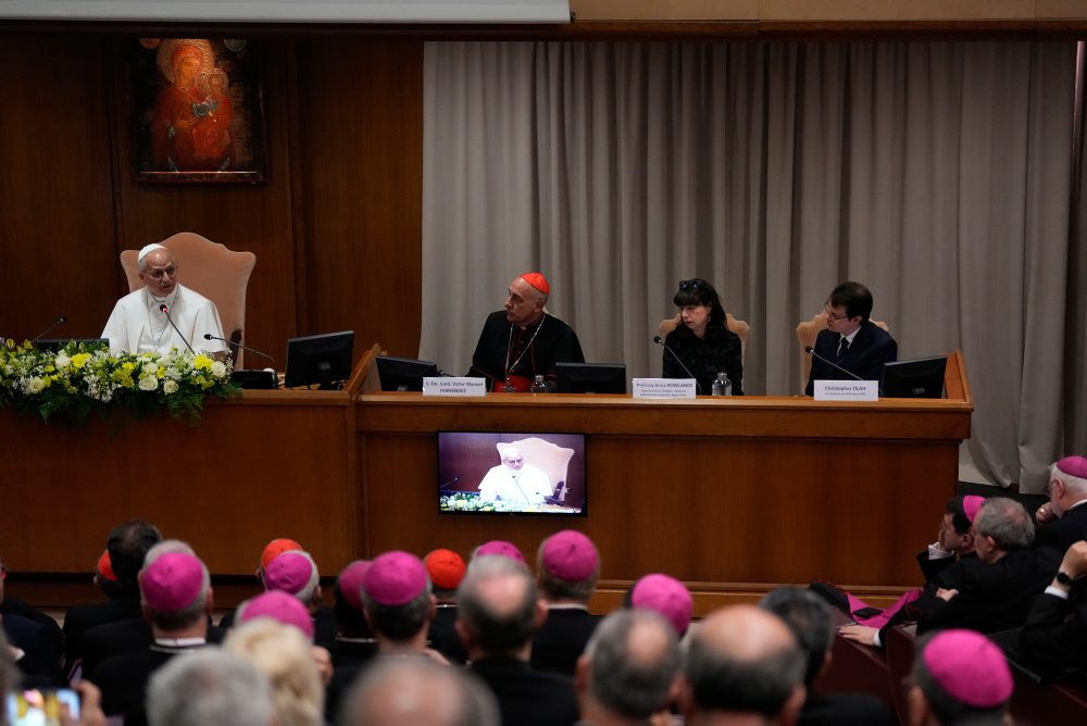 Pápež vydal prvú encykliku svojho pontifikátu
