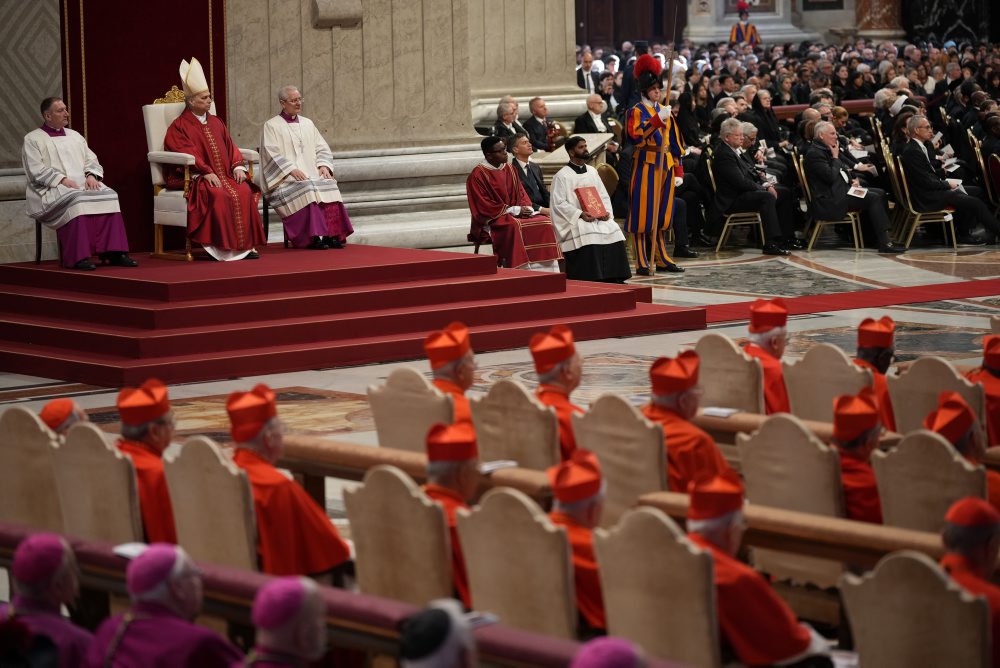 Pápež Lev XIV. slávil veľkopiatkové obrady na pamiatku Ježišovho utrpenia v Bazilike Sv. Petra vo Vatikáne