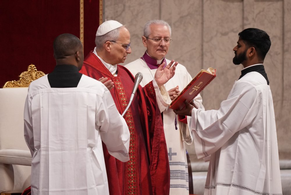 Pápež Lev XIV. slávil veľkopiatkové obrady na pamiatku Ježišovho utrpenia v Bazilike Sv. Petra vo Vatikáne