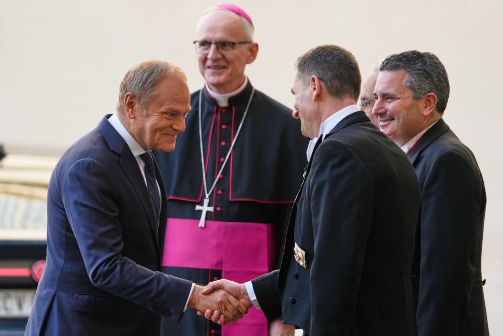 Pápež Lev XIV. prijal vo Vatikáne poľského premiéra Donalda Tuska 