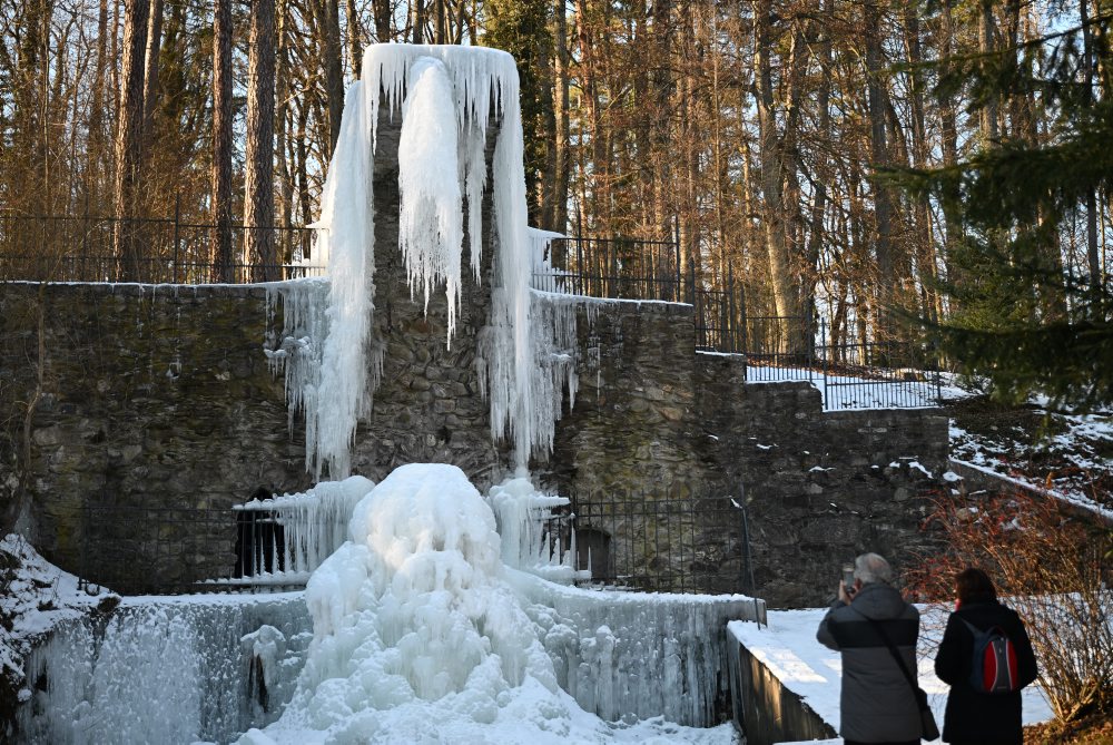 Ľadopád v anglickom parku Andrássyovcov pri kaštieli Betliar 