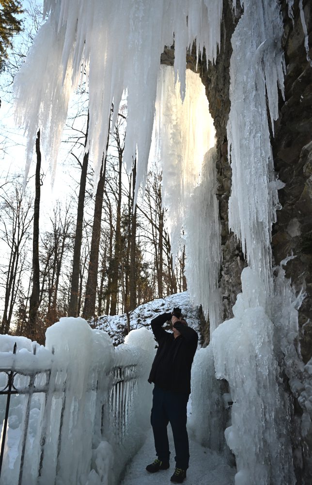 Ľadopád v anglickom parku Andrássyovcov pri kaštieli Betliar 