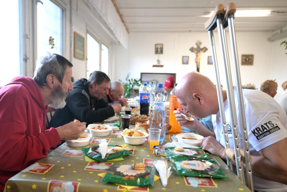 Vianočné stretnutie ľudí bez vlastného domova v Košiciach