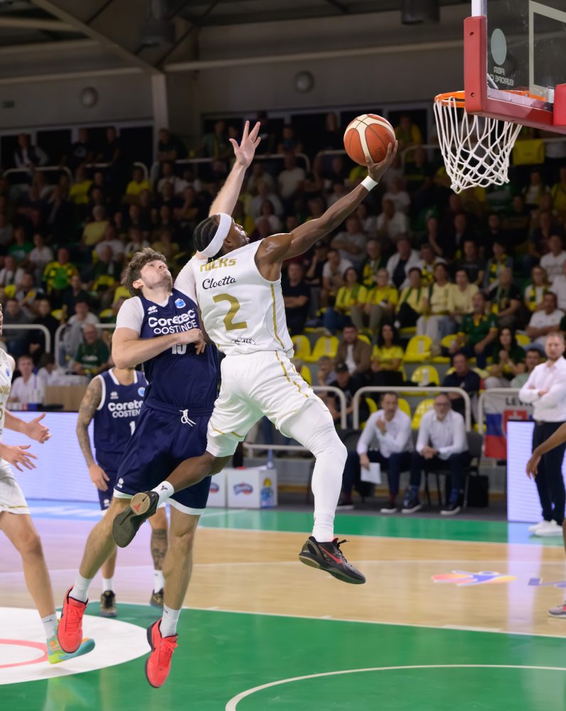 Európsky pohár FIBA v basketbale mužov: Patrioti Levice - Coretec Oostende