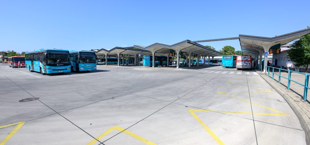 Regionálnu dopravu z Nitry do Zlatých Moraviec zabezpečí nová taktová linka