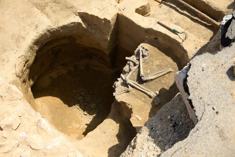 Archeológovia odhalili v centre Nitry pohrebisko zo včasného stredoveku