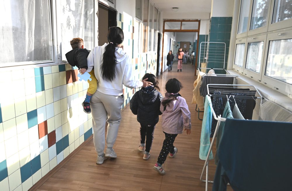 Dobrovoľníci26: Doučovanie v krízovom centre ACHK pomáha s učivom aj sebadôverou