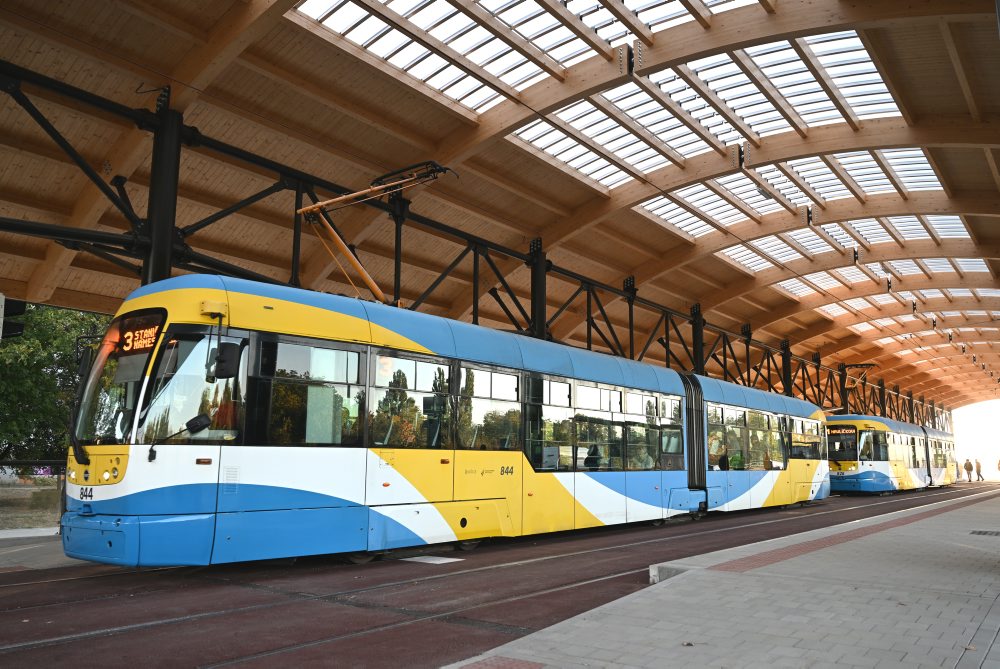 Slávnostné otvorenie zmodernizovanej električkovej trate v Košiciach