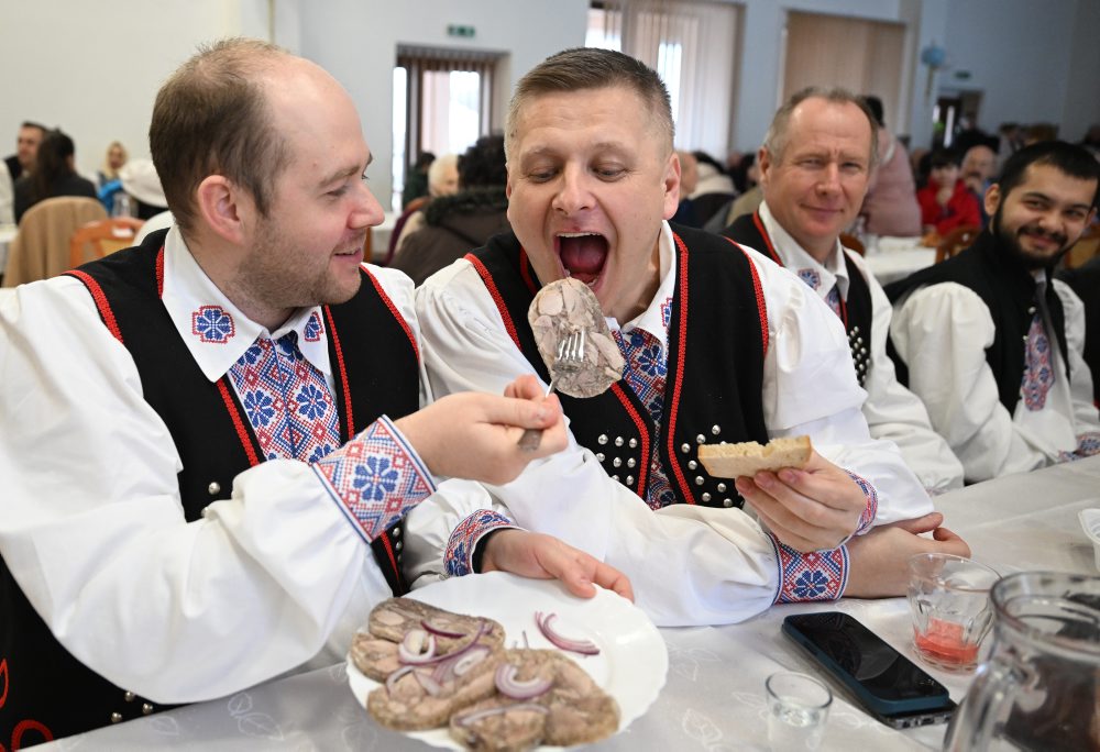 Atmosféra slávenia fašiangov vo Veľkom Folkmari