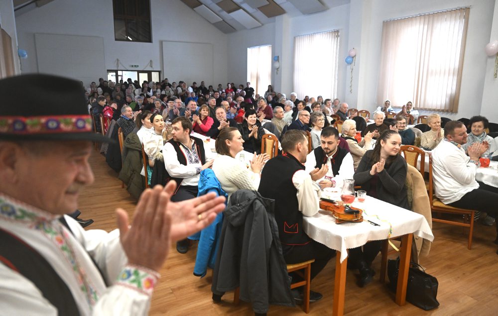 Atmosféra slávenia fašiangov vo Veľkom Folkmari