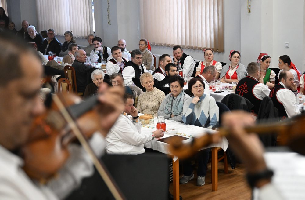 Atmosféra slávenia fašiangov vo Veľkom Folkmari