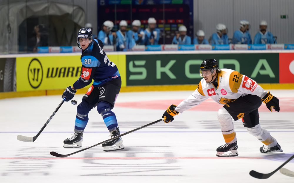 1. kolo základnej časti LM v hokeji: HK Nitra - Skelleftea AIK