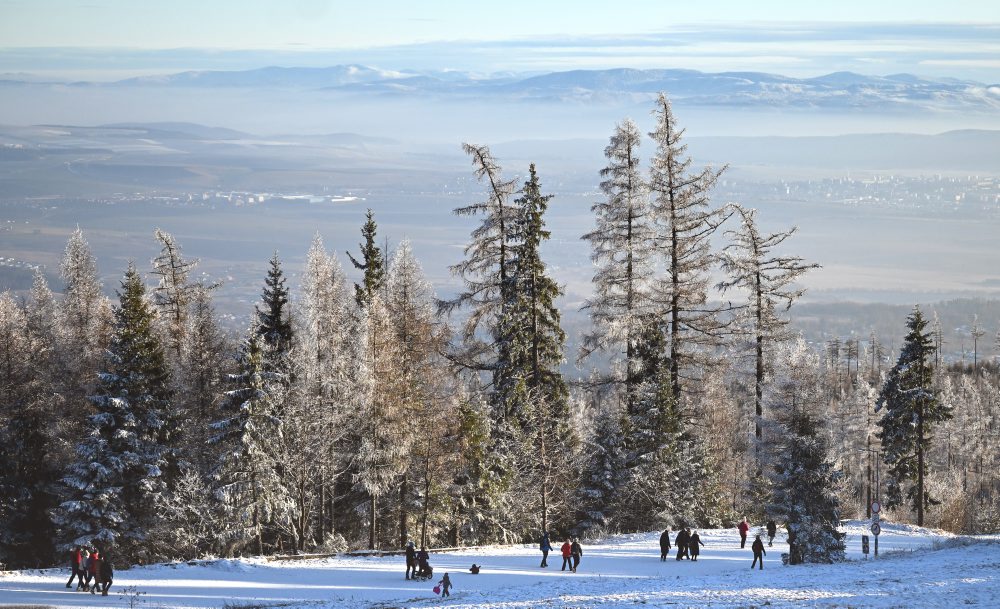 Turisti na Hrebienku vo Vysokých Tatrách 