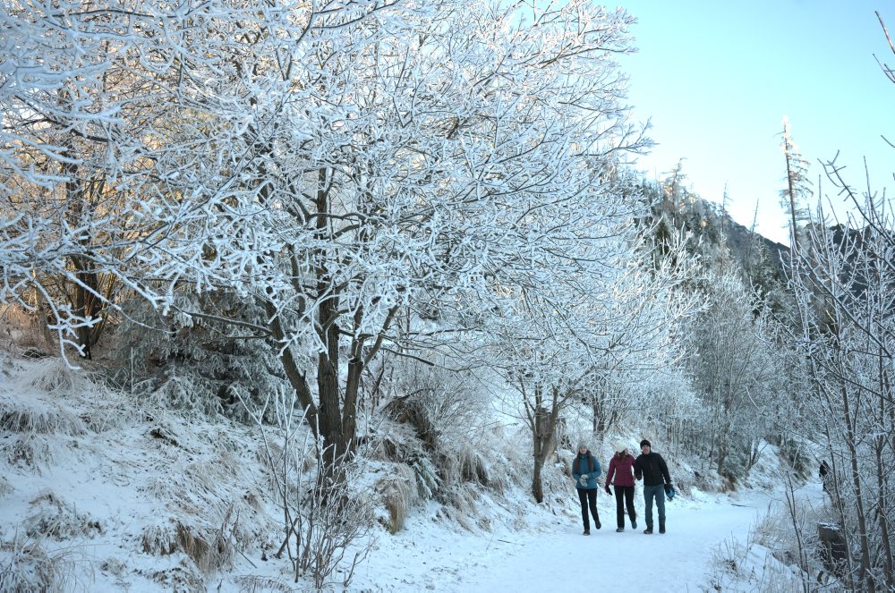 Turisti na Hrebienku vo Vysokých Tatrách 