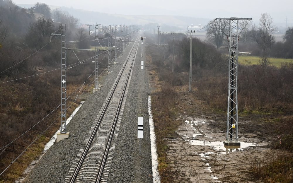 Ukončenie elektrifikácie a komplexnej rekonštrukcie trate Bánovce nad Ondavou - Humenné