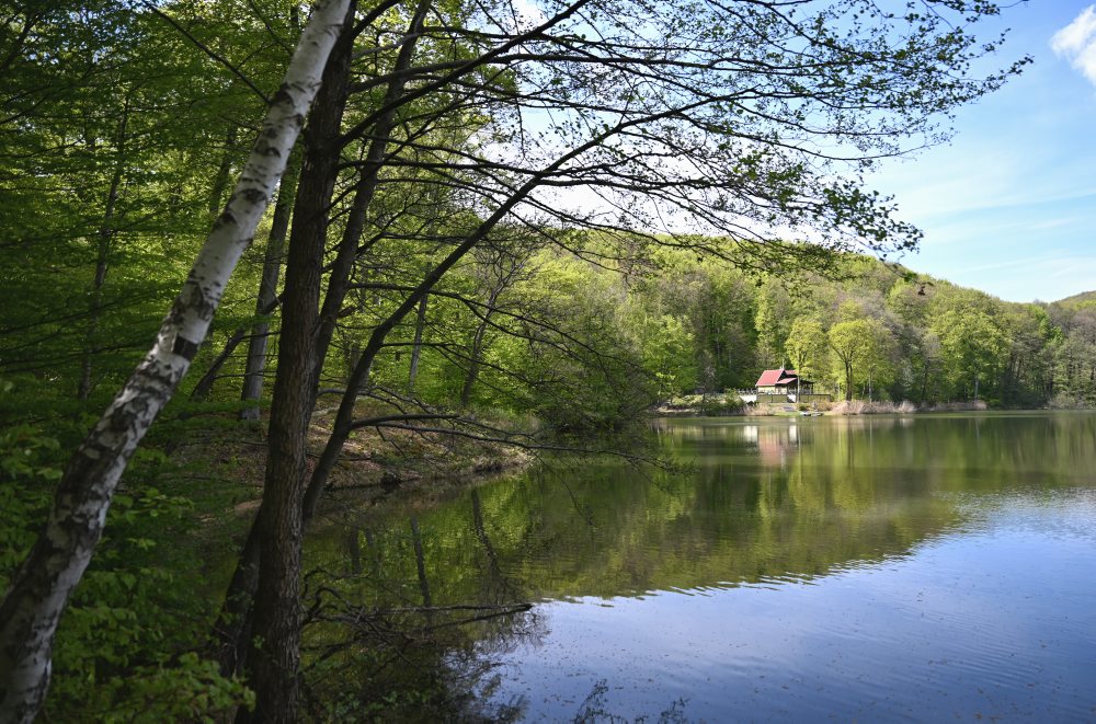 Jazero Izra v Slanských vrchoch 