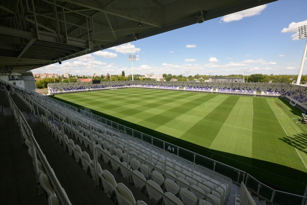 Zrekonštruovaný futbalový štadión klubu KFC Komárno