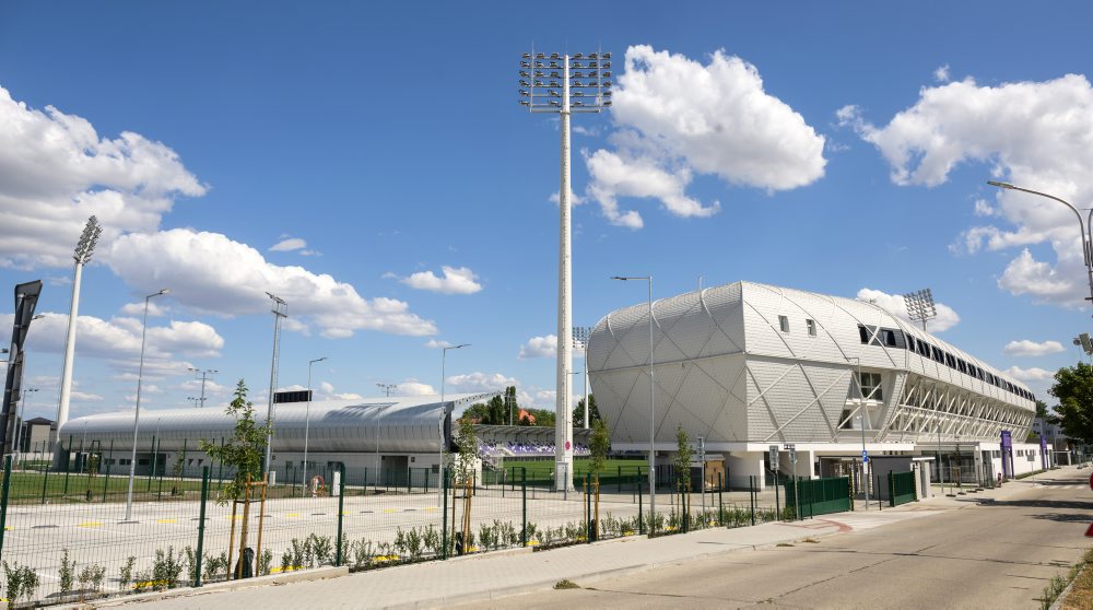 Zrekonštruovaný futbalový štadión klubu KFC Komárno