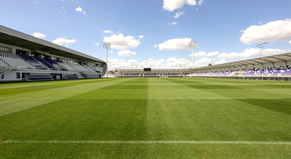 Zrekonštruovaný futbalový štadión klubu KFC Komárno
