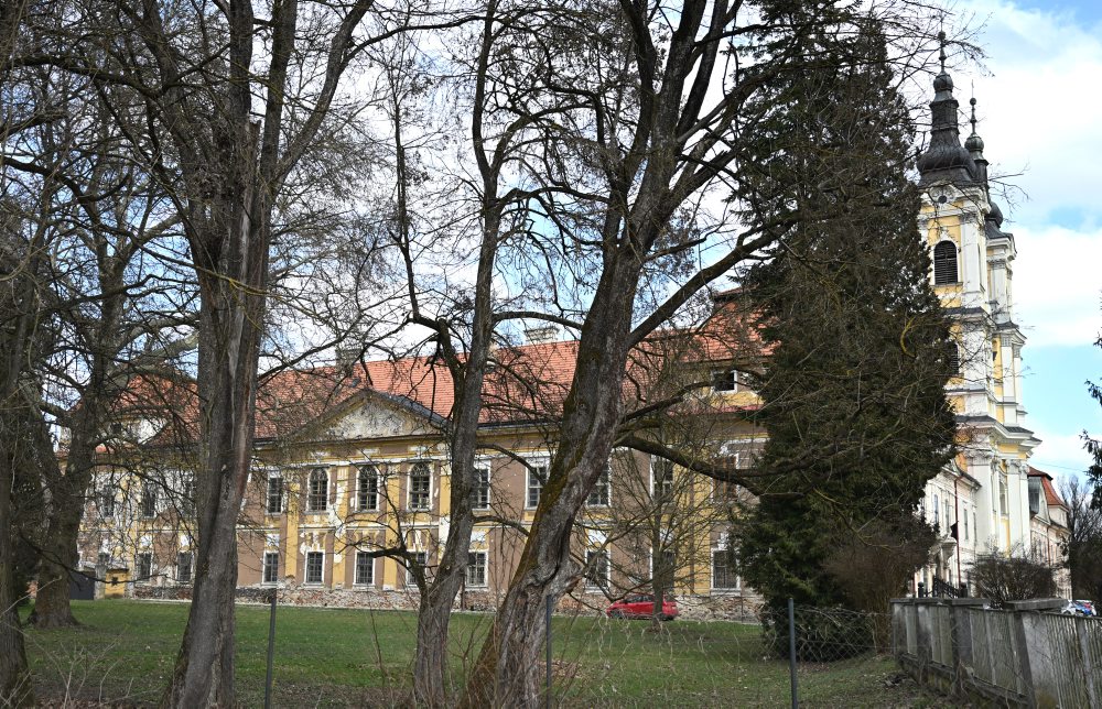 Kláštor premonštrátov v obci Jasov v okrese Košice – okolie