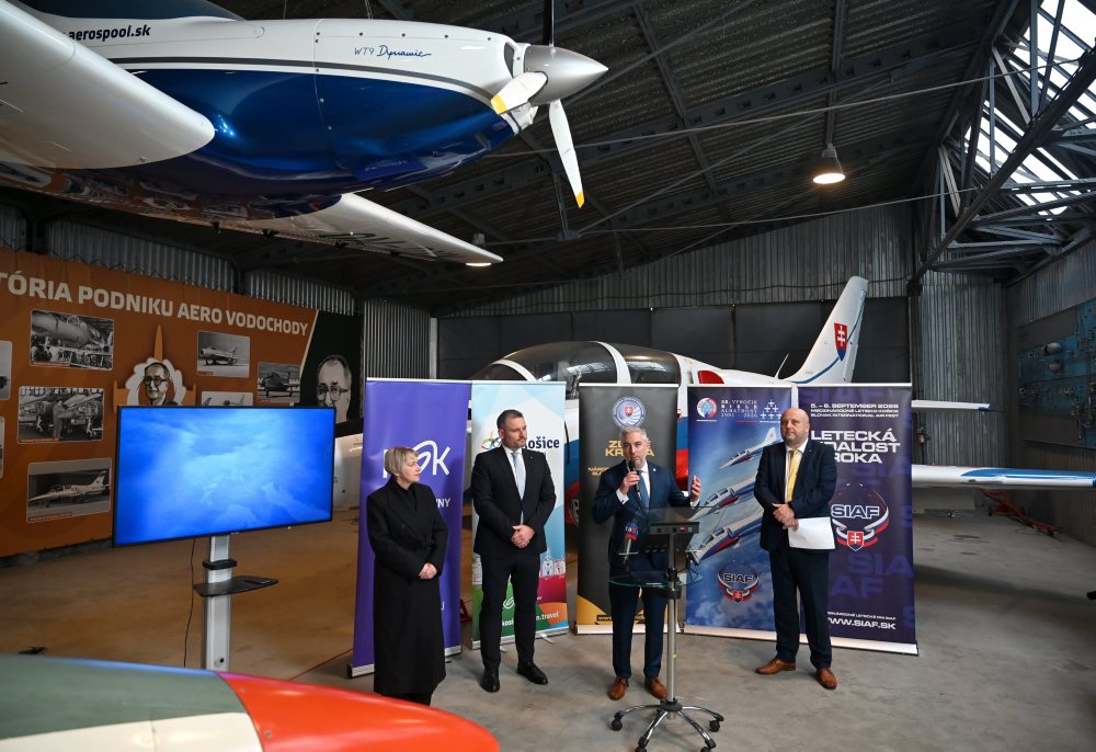 TK riaditeľa Medzinárodných leteckých dní SIAF Huberta Štoksu a predsedu Košického samosprávneho kraja Rastislava Trnku