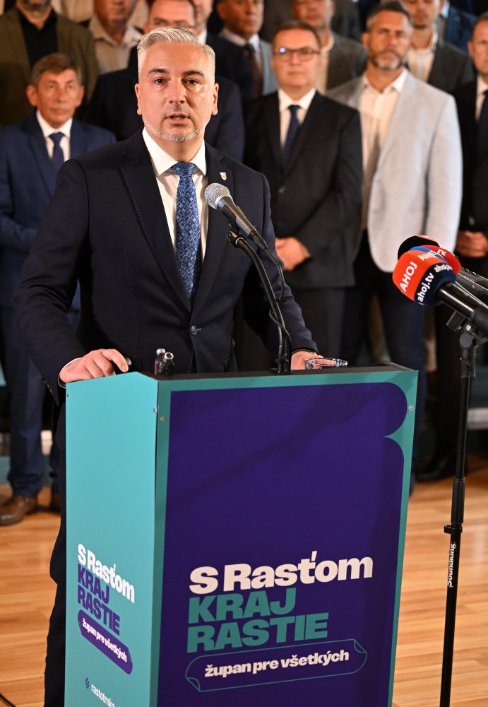 VoľbyVÚC26: Post predsedu KSK chce vo voľbách obhájiť Rastislav Trnka