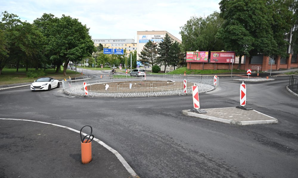 Nová okružná križovatka v košickej mestskej časti Sever 