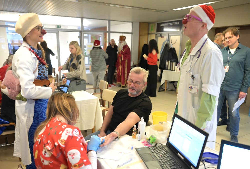 Mikulášska kvapka krvi s Univerzitnou nemocnicou L. Pasteura v Košiciach