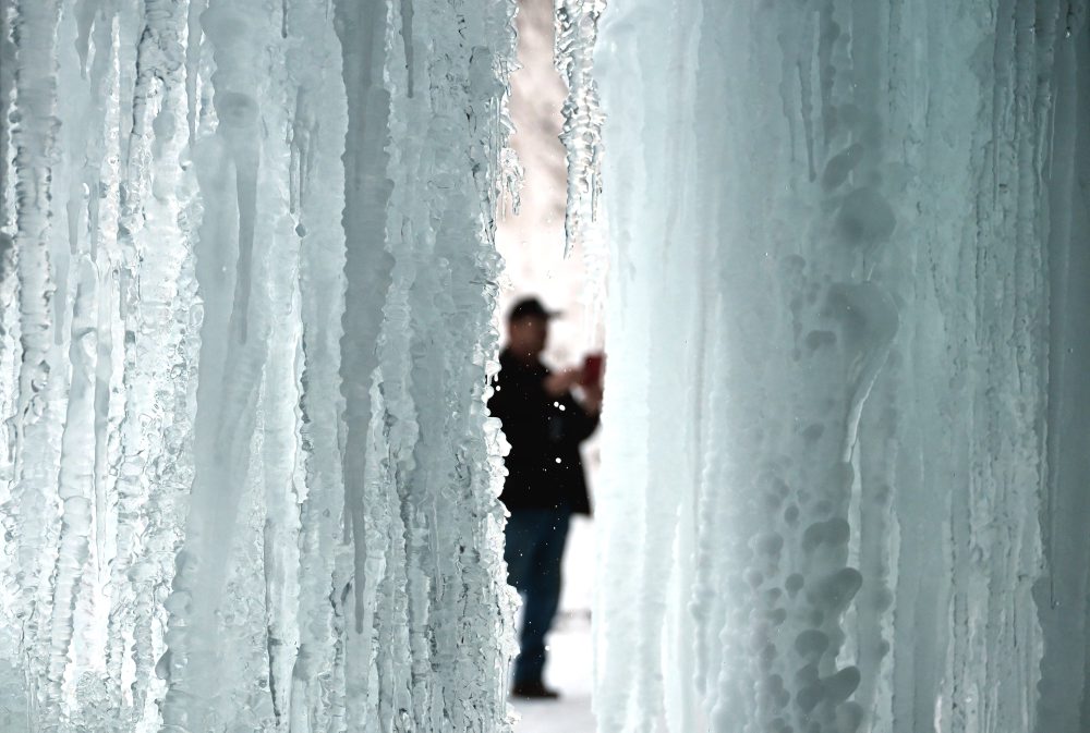 Ľadopád Šikľavá skala v obci Matejovce nad Hornádom