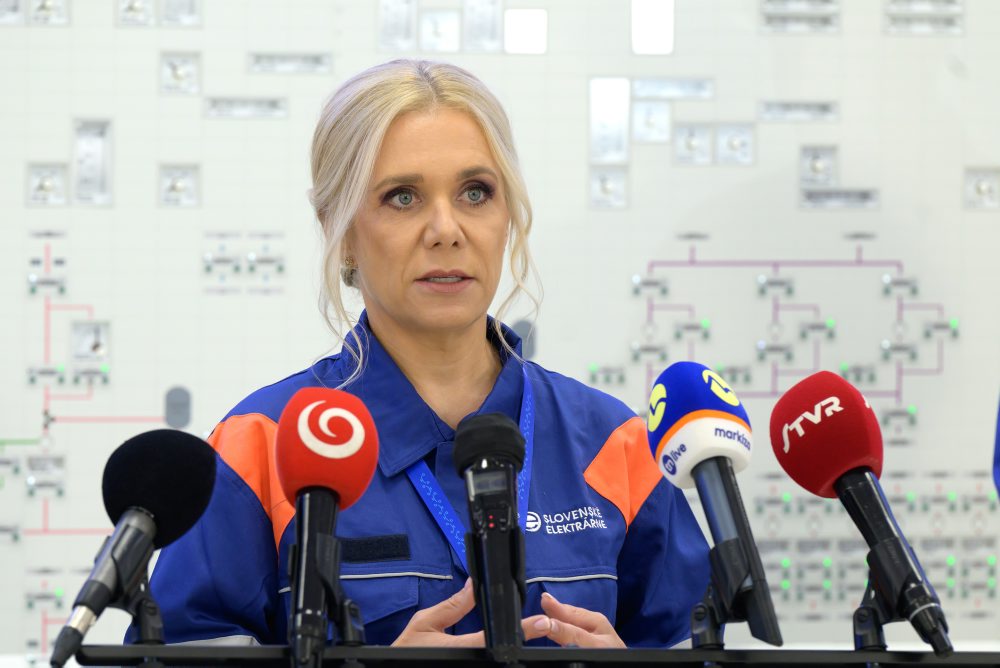 Pripojenie 4. bloku Jadrovej elektrárne Mochovce do elektrizačnej sústavy SR