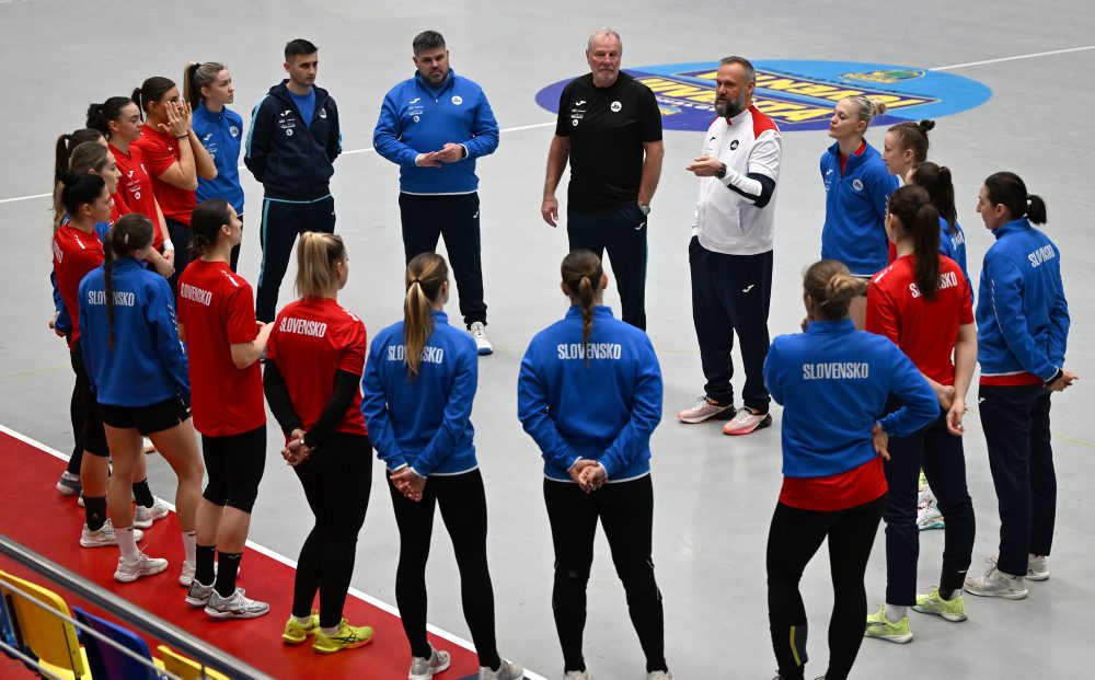 Zraz slovenskej reprezentácie v hádzanej žien v Michalovciach