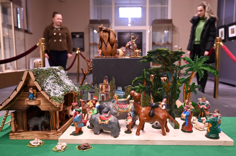 Výstava Betlehemy ako ich nepoznáte v Michalovciach 