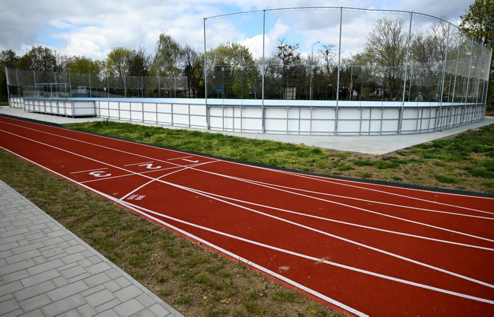 Zrekonštruovaná budova Základnej školy na Školskej 2 v Michalovciach