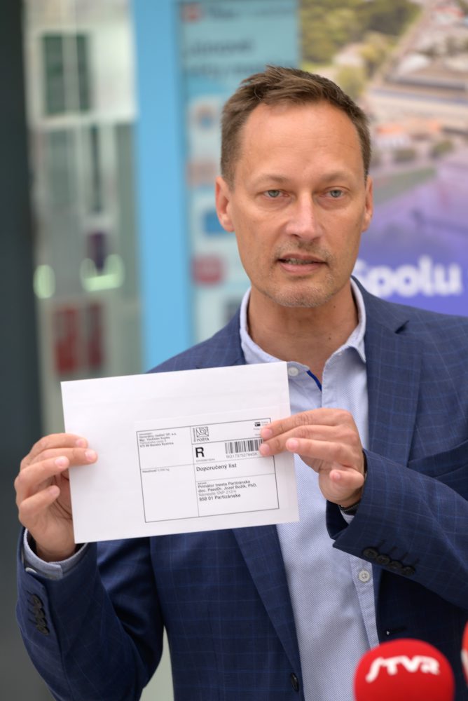 Slovenská pošta prichádza s konceptom malej pošty, spustila ju v Partizánskom