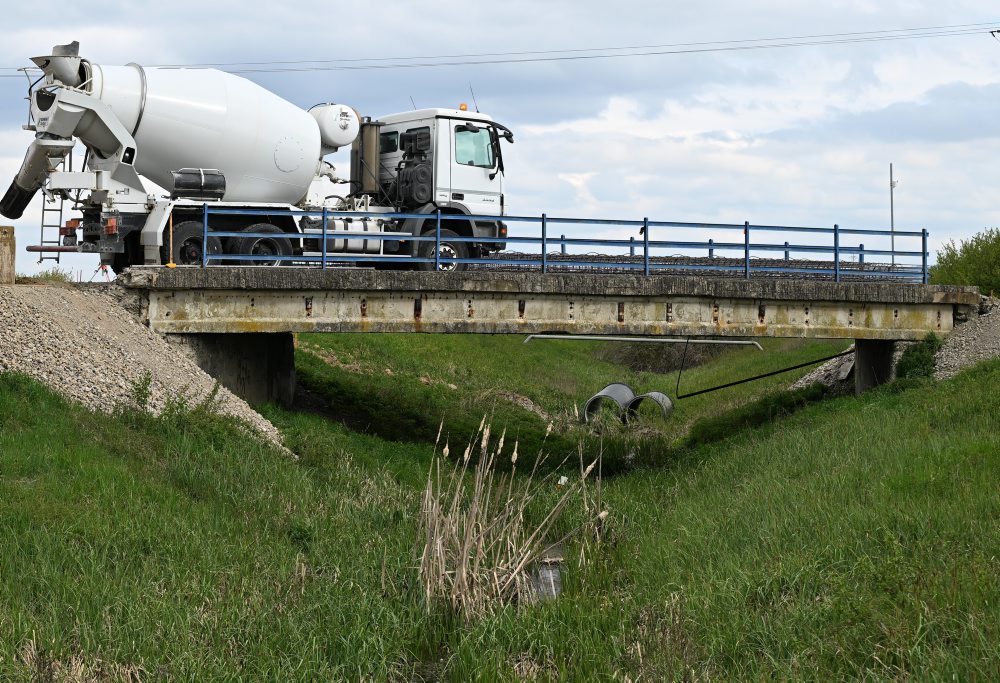 Rekonštrukcia mosta M2861 cez kanál Duša v katastri obce Suché