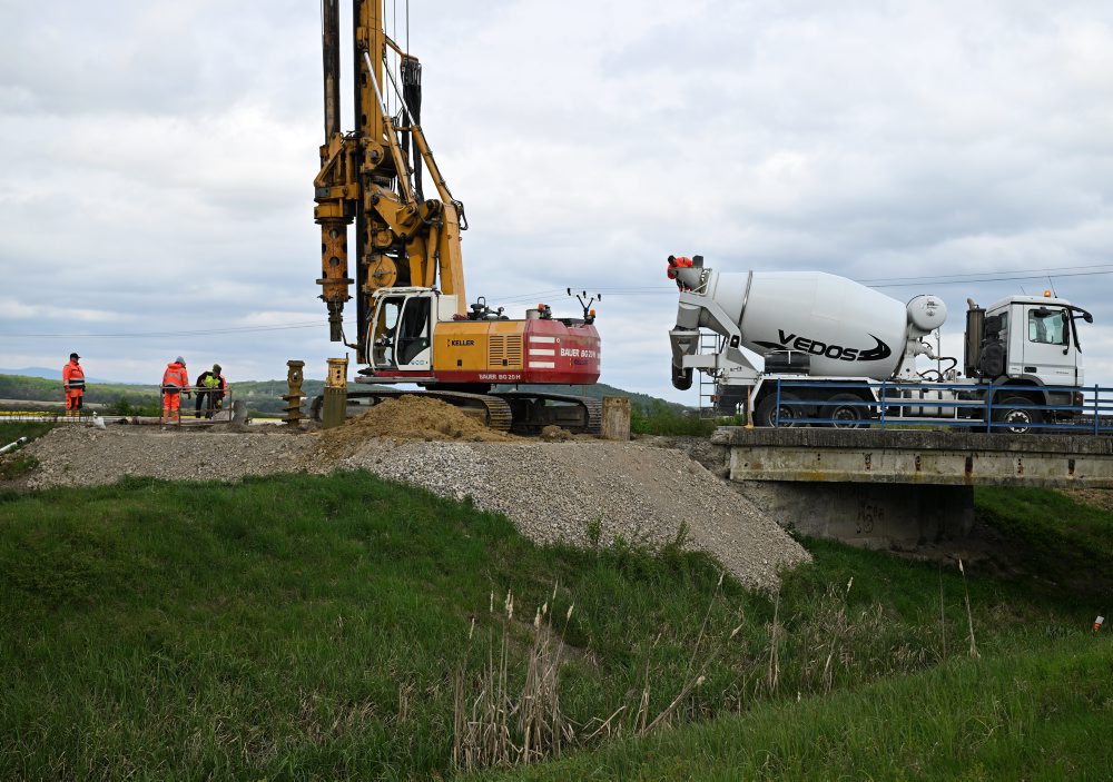 Rekonštrukcia mosta M2861 cez kanál Duša v katastri obce Suché