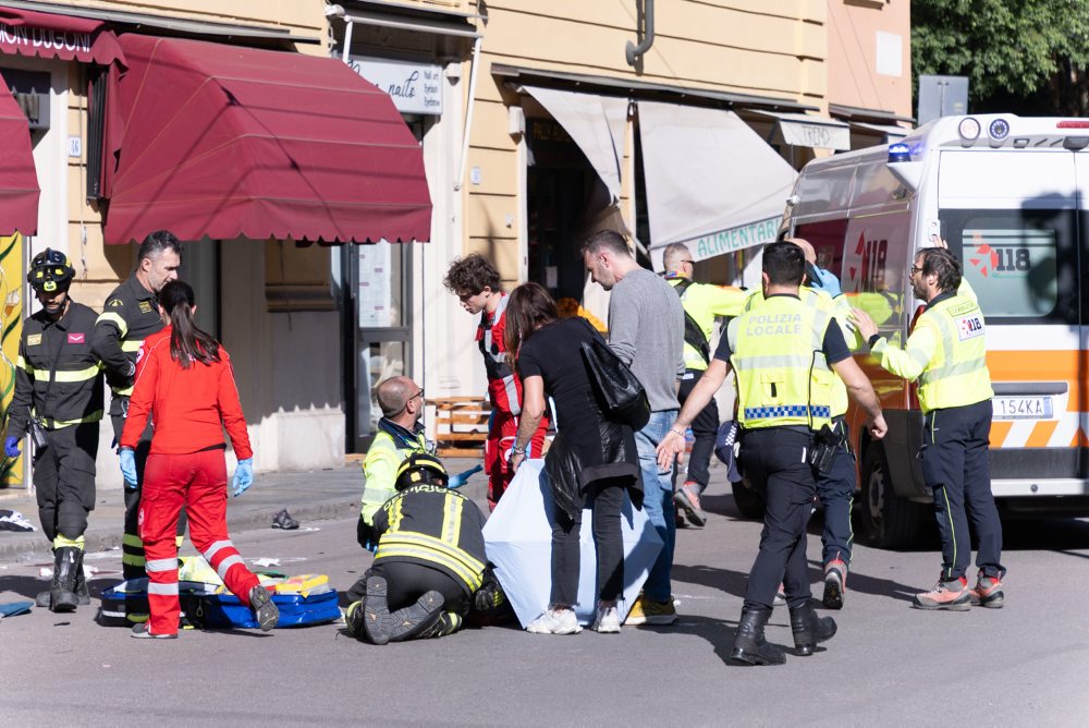 V Modene utrpelo zranenia 7 ľudí, keď vodič vyšiel autom na chodník