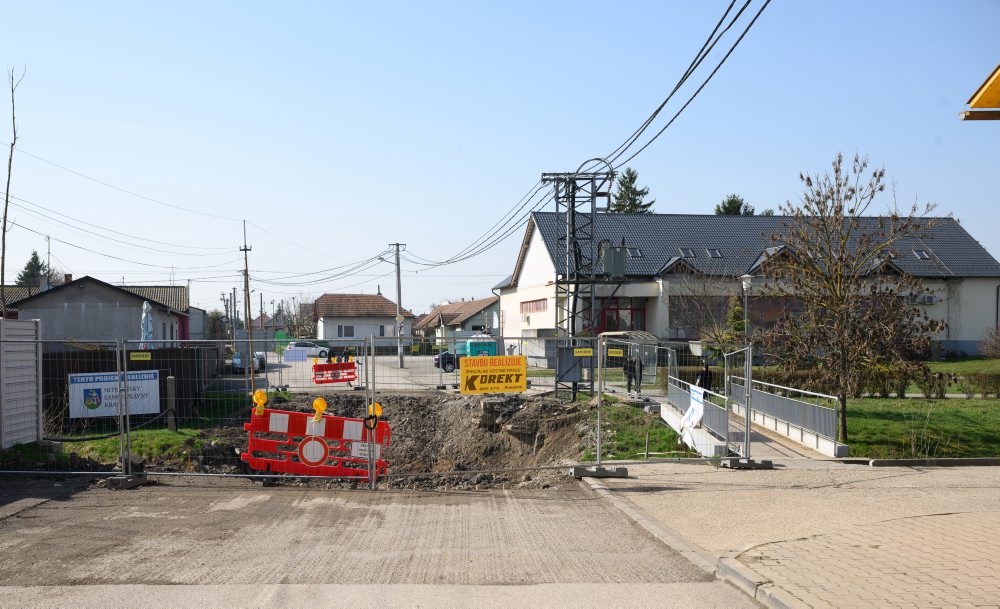 Modernizácia premostenia nad potokom Lužianka v Tekovských Lužanoch v okrese Levice