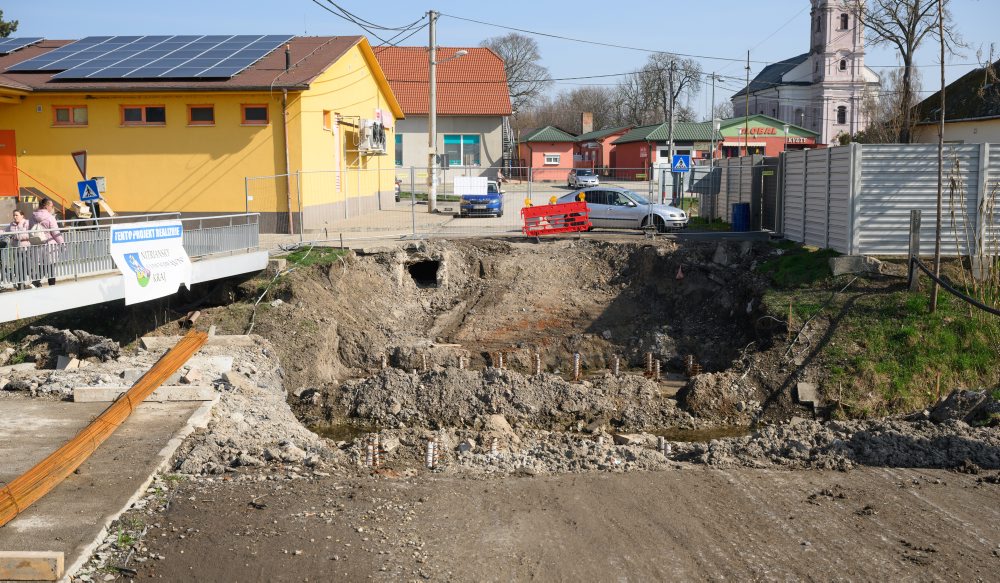 Modernizácia premostenia nad potokom Lužianka v Tekovských Lužanoch v okrese Levice