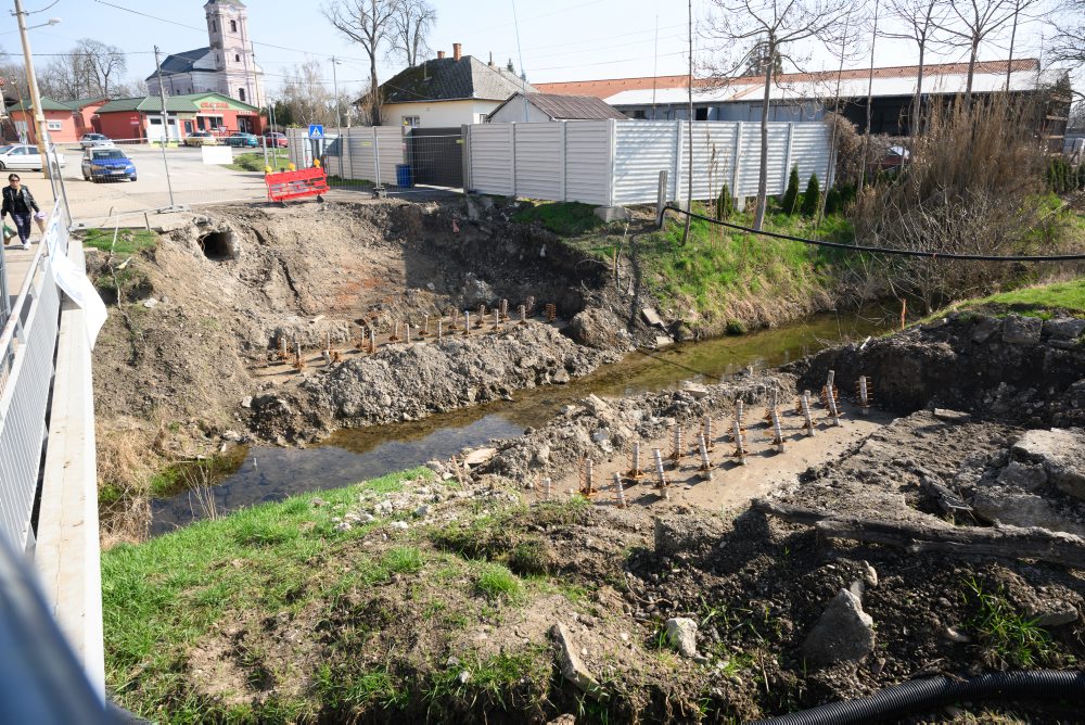 Modernizácia premostenia nad potokom Lužianka v Tekovských Lužanoch v okrese Levice