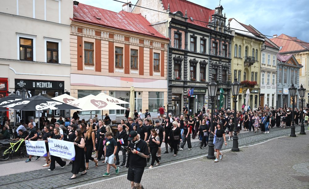 Komunita žien z Košíc zorganizovala pochod na podporu obetí domáceho násilia